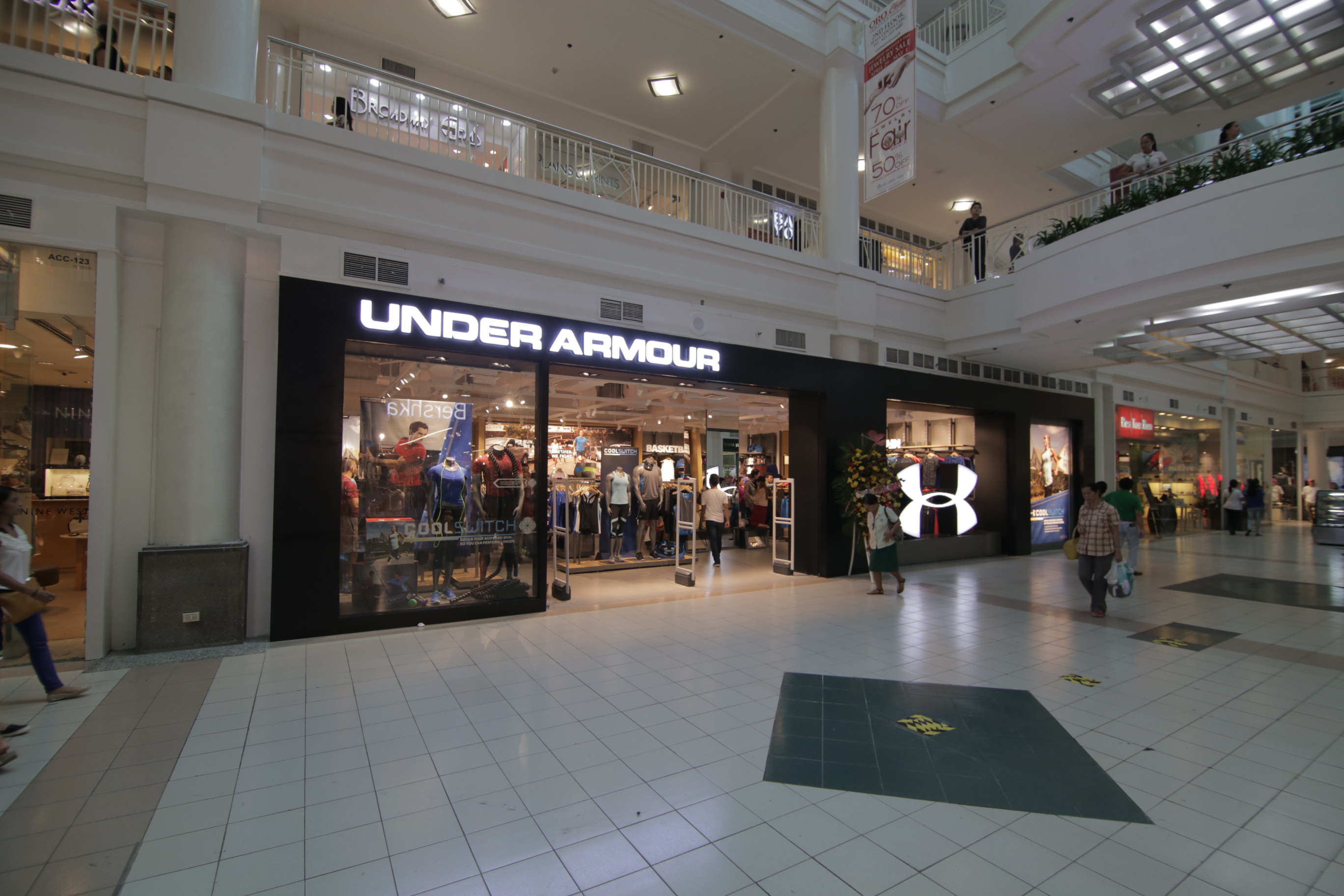 ua outlet locations