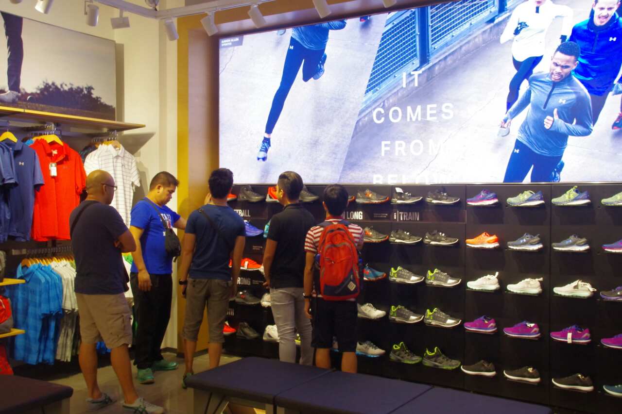 nike forum robinsons magnolia contact number